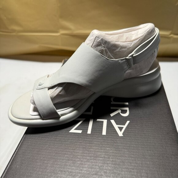 Naturalizer Lillian Women's Wedge Shoes Mist Grey Size 6 NEW - Picture 3 of 11